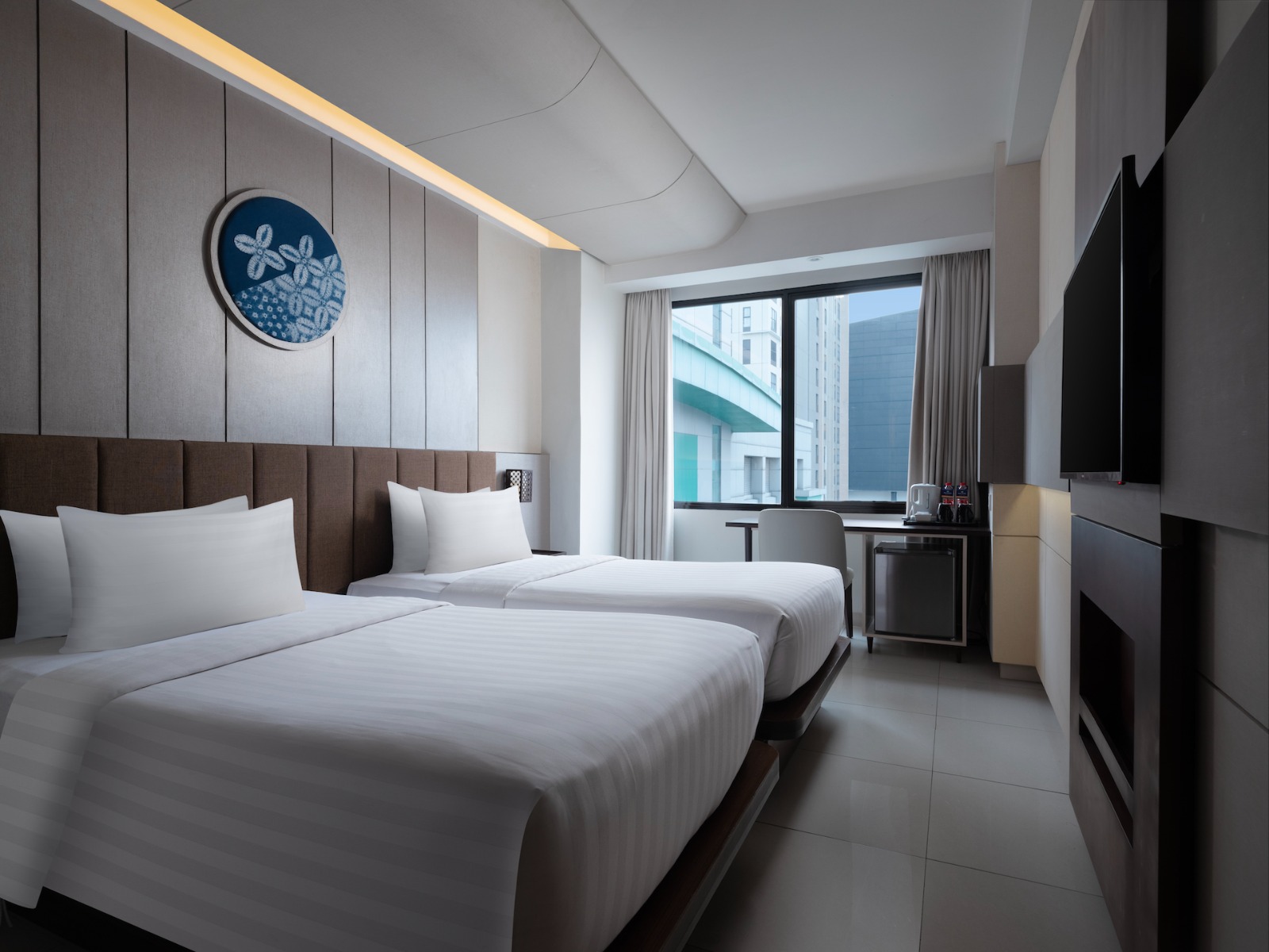 Promo Menarik di Hotel Santika Premiere Bintaro "Sparkling December"