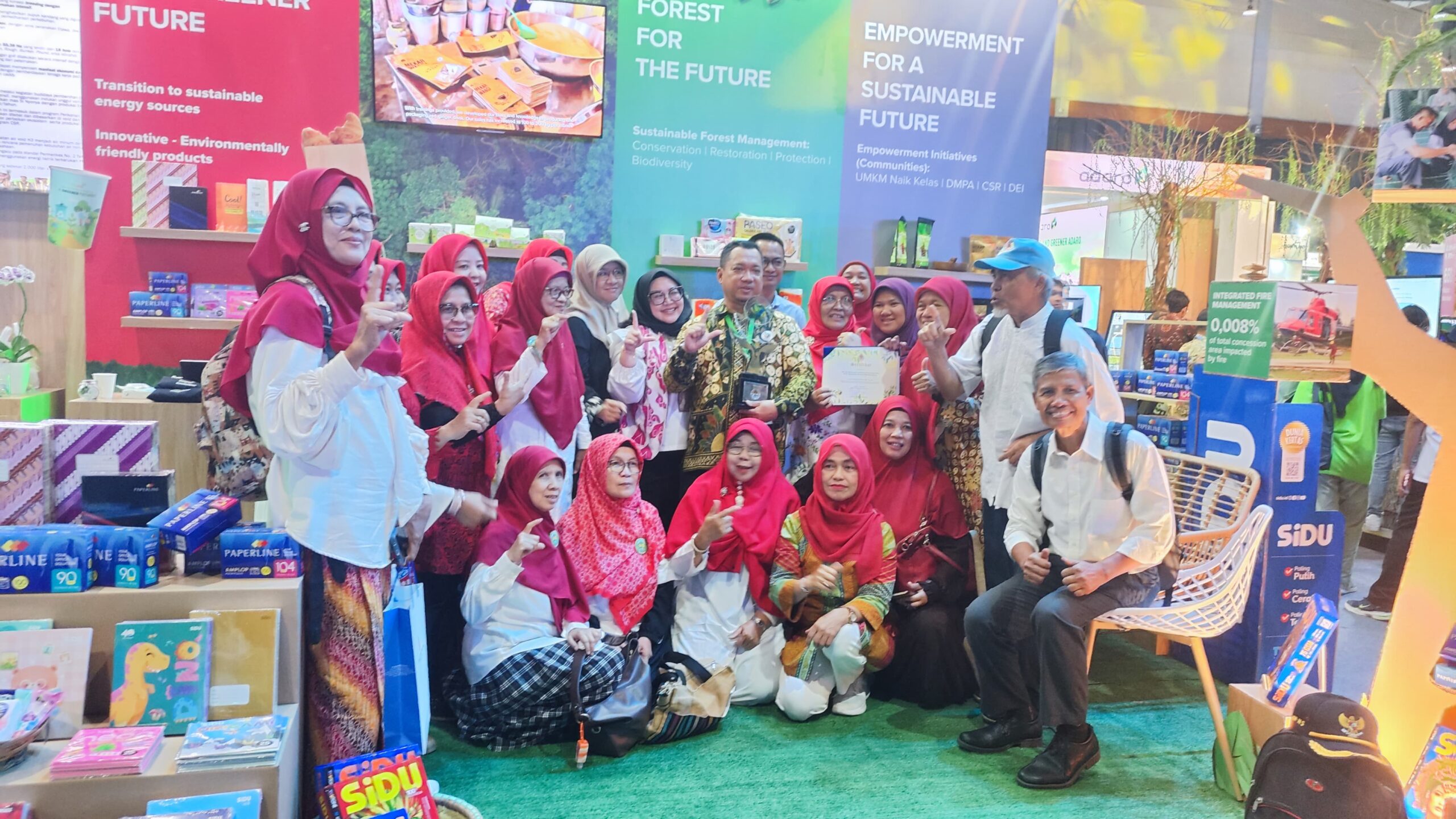 Terlibat Aktif Adaptasi & Mitigasi Perubahan Iklim, Binaan IKPP Tangerang Raih Trophy ProKlim Utama