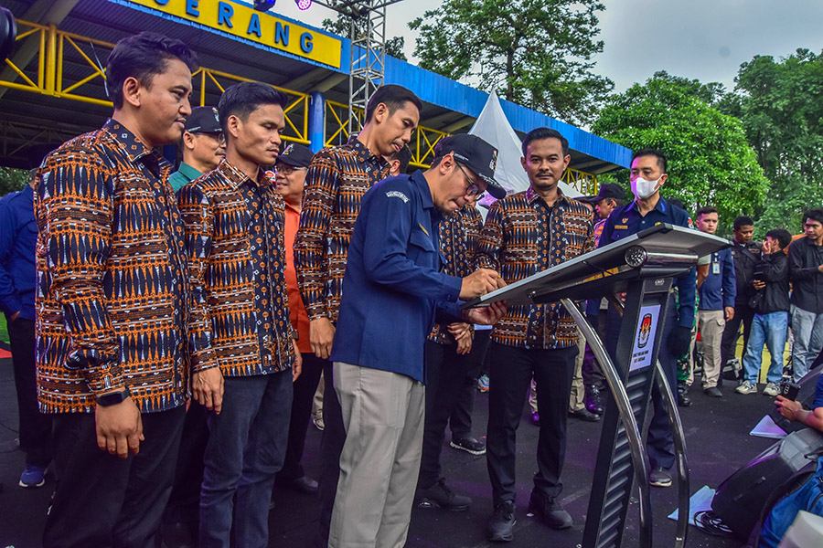 DEKLARASI KPU DAMAI-6