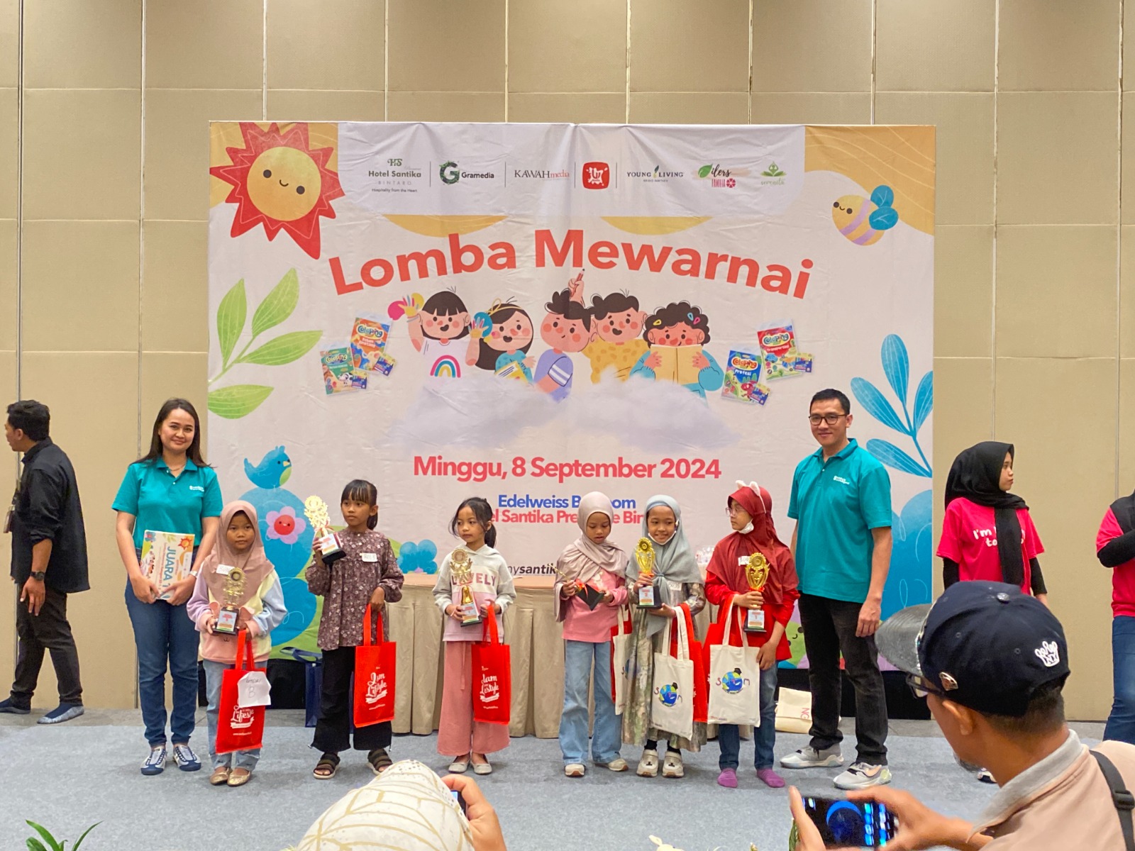 Lomba Mewarnai di Bintaro: Anak-anak Tampil Kreatif Merayakan Literasi