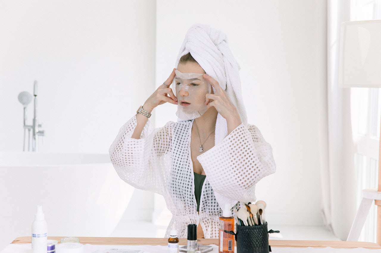 6 Mitos Seputar Skincare yang Sering Disalahartikan, Cek Infonya!