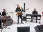 Rocker Kasarunk Luncurkan Single "Forever Now And Then" dalam Nuansa Rock Balada 80-an Rocker Kasarunk Luncurkan Single "Forever Now And Then" dalam Nuansa Rock Balada 80-an