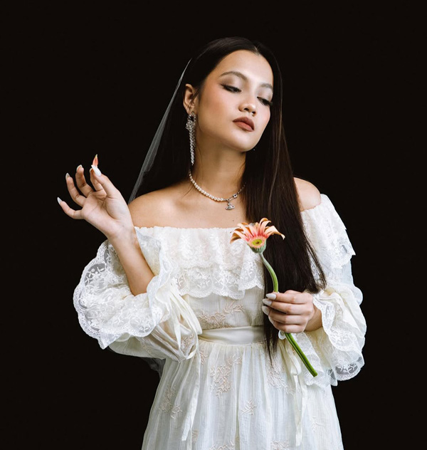 Aruma Rilis Single ‘Berbunga-bunga Sendiri’, Setelah Cintanya Tak Berbalas  